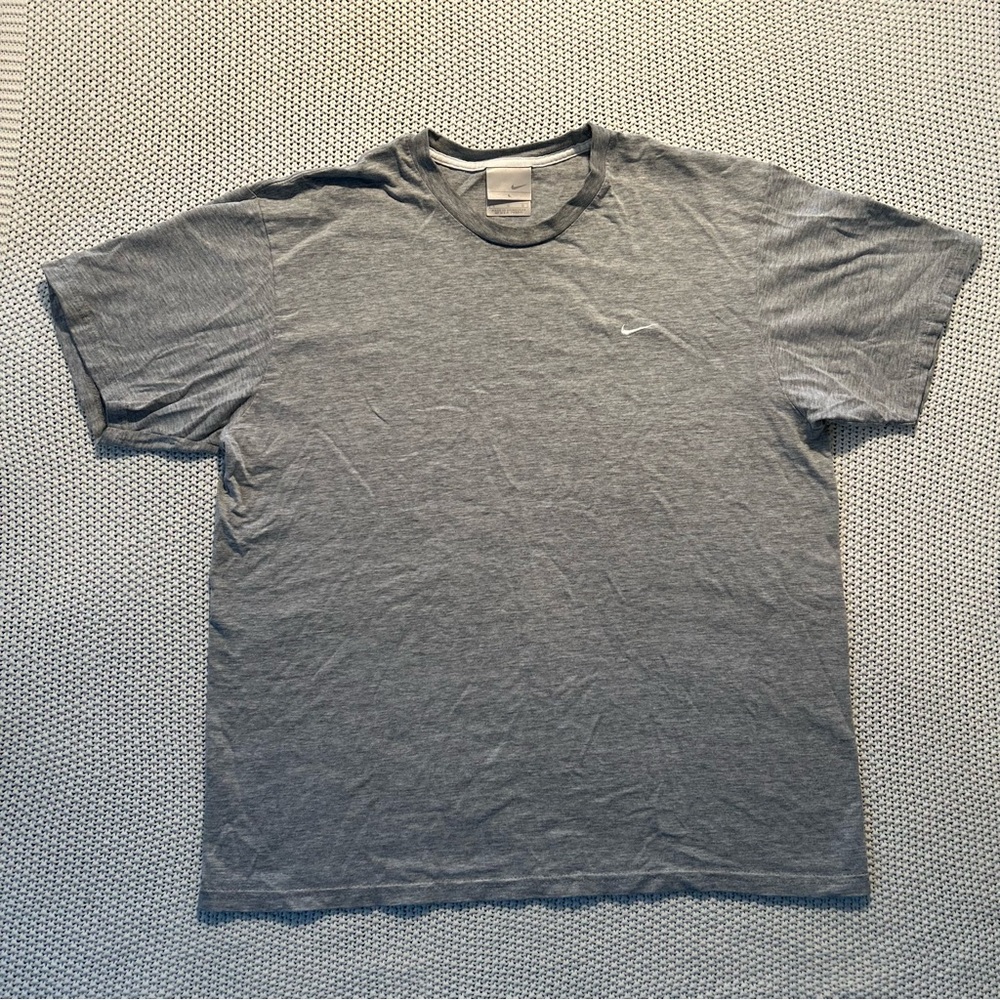 Y2K Nike Gray Short Sleeve Tee Embroidered Logo Size L